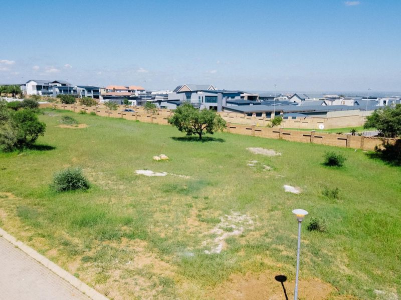 A Safe and Family-Friendly Address - Vacant Stands in The Aloes - Photo 1