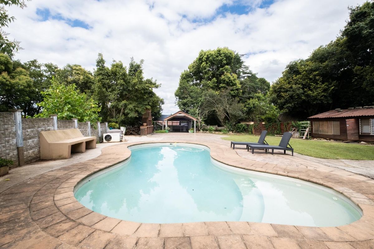 Fully Furnished 2-Bedroom Apartment in Merrivale - Photo 3
