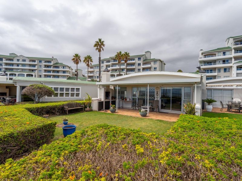 Bask in the splendor of a true coastal lifestyle - Photo 5