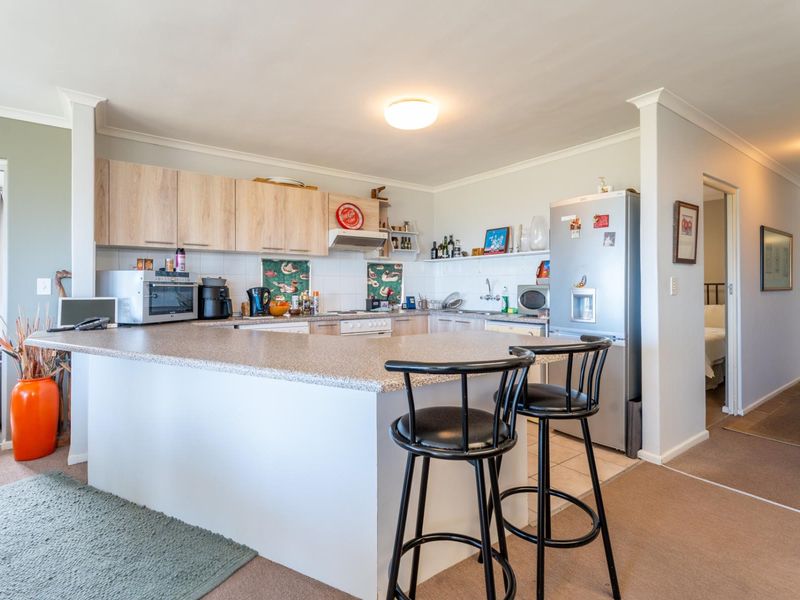 Bask in the splendor of a true coastal lifestyle - Photo 10