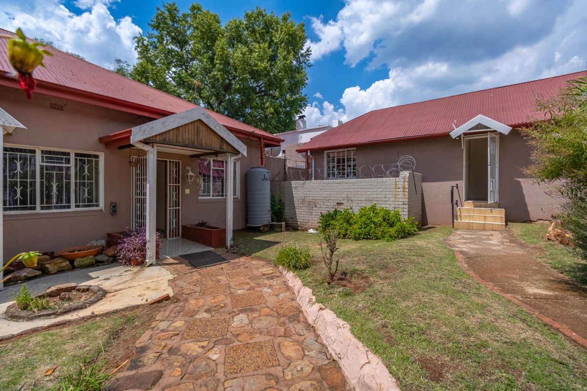 Prime Investment Opportunity in Observatory - Multi-House Property with Rental Potential - Photo 5