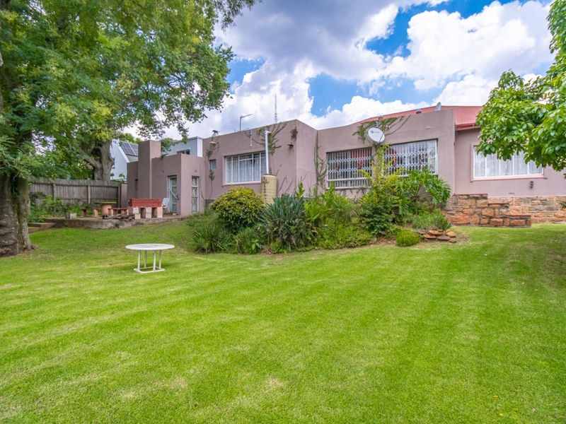 Prime Investment Opportunity in Observatory - Multi-House Property with Rental Potential - Photo 9