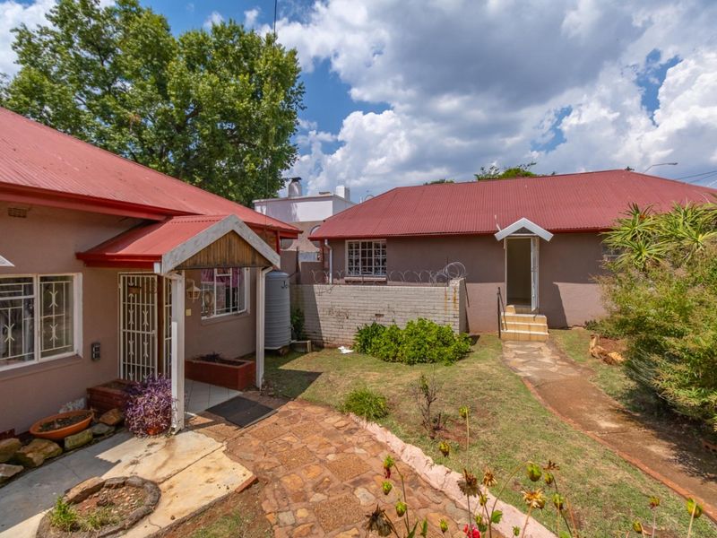 Prime Investment Opportunity in Observatory - Multi-House Property with Rental Potential - Photo 7