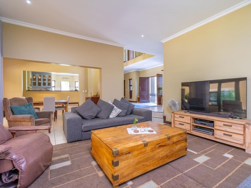 House Under Offer in Broadacres Sandton - Photo 10