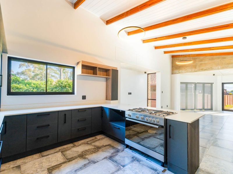 Brand new modern style home for sale in Riversdale Western Cape - Photo 2