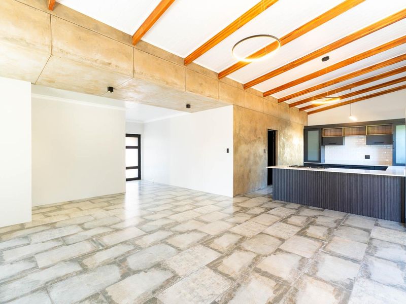 Brand new modern style home for sale in Riversdale Western Cape - Photo 7