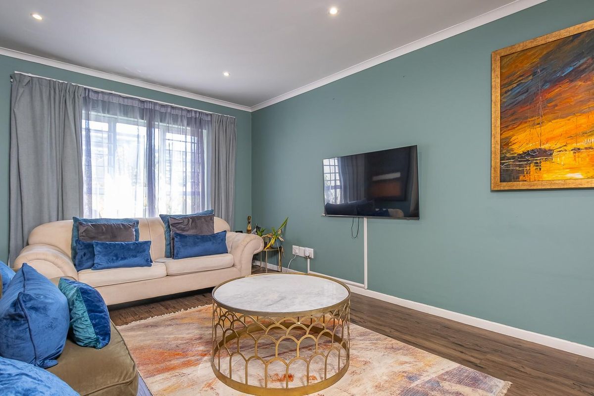 Stylish 3-Bedroom Double-Storey Townhouse | Habitat on Cowley - Photo 4