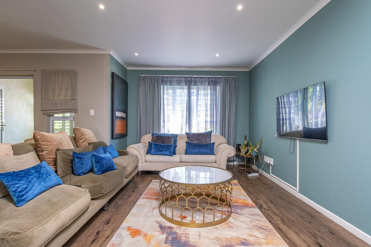 Stylish 3-Bedroom Double-Storey Townhouse | Habitat on Cowley - Photo 4
