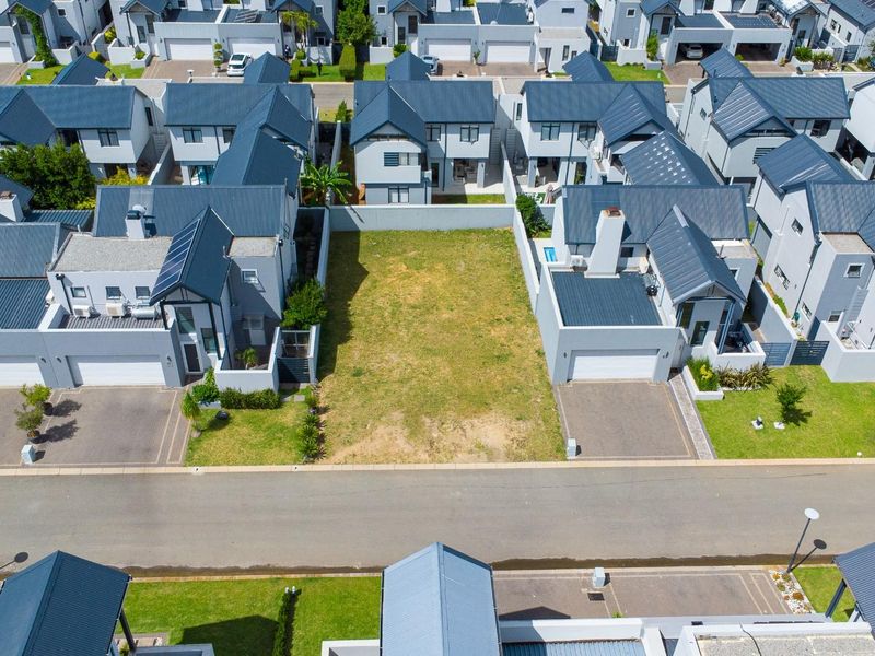 FINAL FREEHOLD STAND RELEASE - Build New in Secure Broadacres - Photo 3