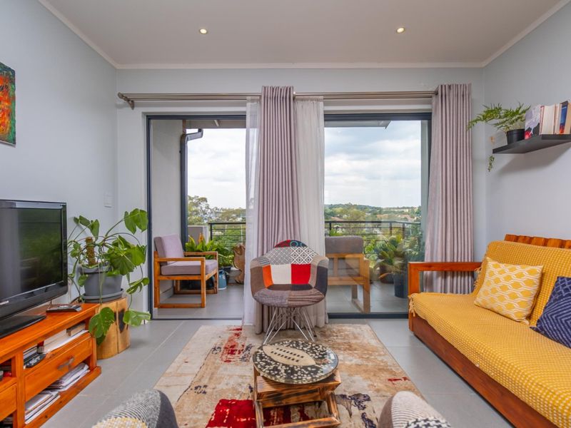 Spacious 2 Bedroom Apartment lock up and go - Photo 8