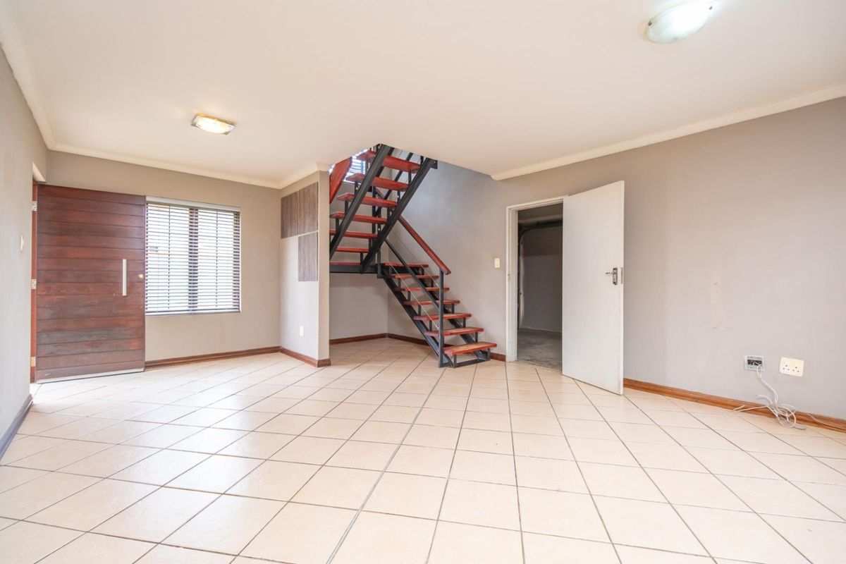 3 BEDROOM HOUSE FOR SALE IN WEDGEWOODS - Photo 5