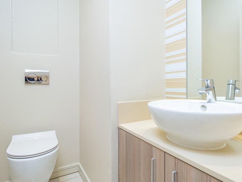 2-Bedrooms apartment in Rosebank CBD with amazing views! - Photo 10