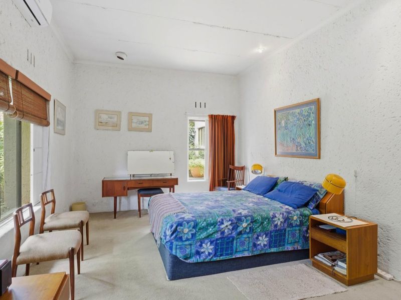 Elegant Bryanston East Townhouse with Lush Garden, Pool and Prime Location - Photo 7