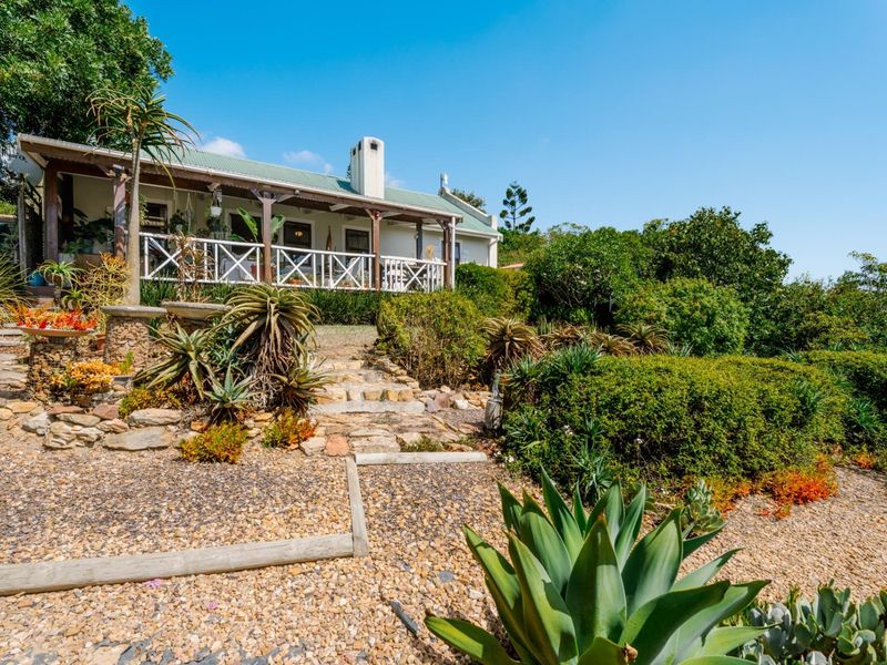 Tranquil 2-Bedroom Country House for Sale in Napier R2980 000 - Photo 2