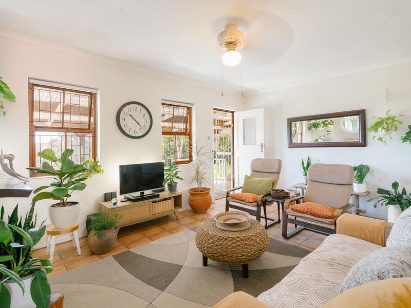 Tranquil 2-Bedroom Country House for Sale in Napier R2980 000 - Photo 10