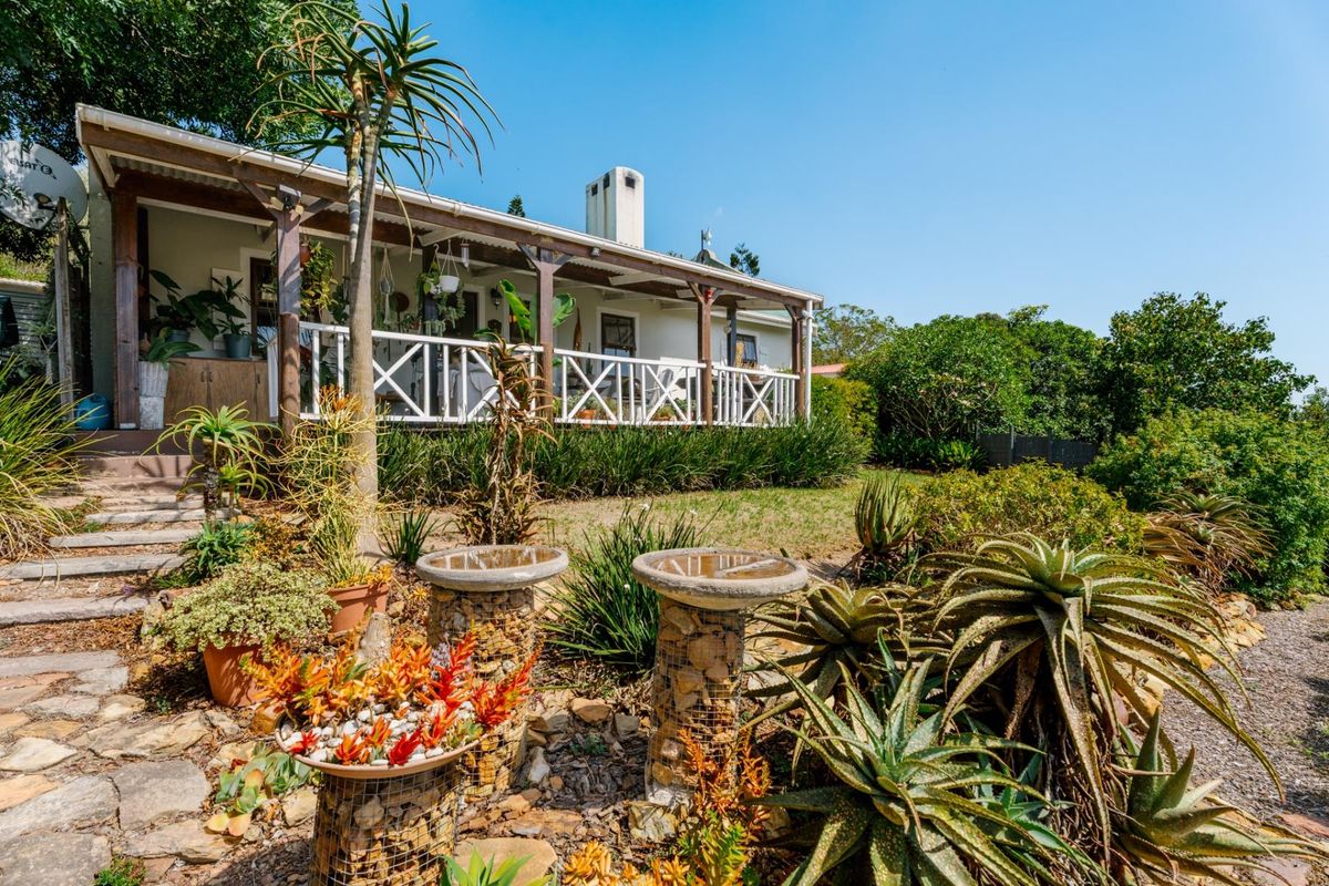 Tranquil 2-Bedroom Country House for Sale in Napier R2980 000 - Photo 2