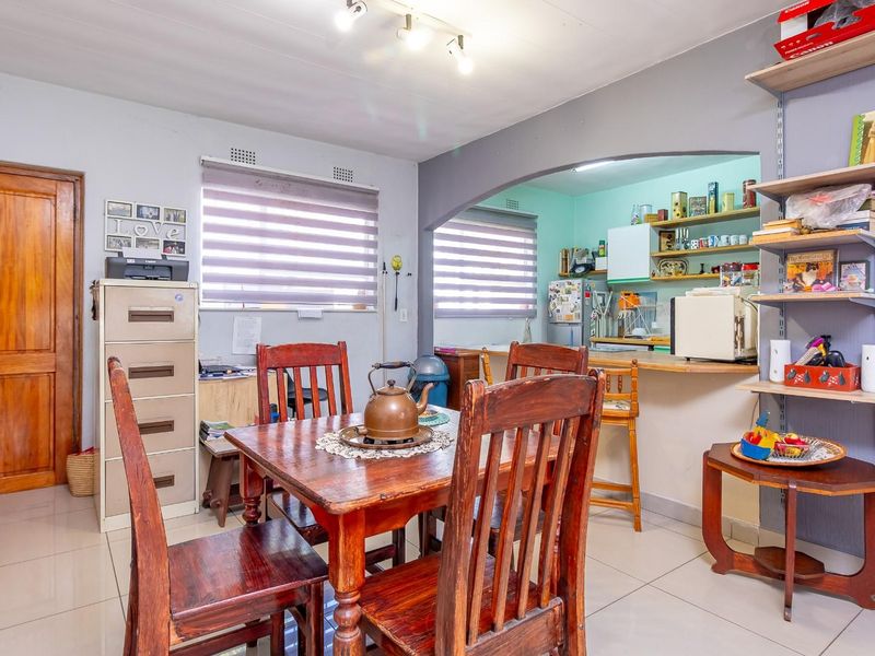 Ascot Park Fixer-Upper - Prime Location, Endless Potential - Photo 9