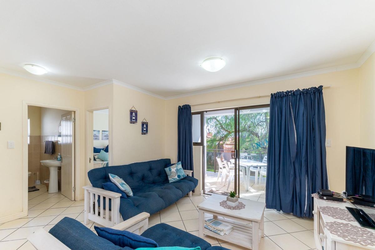 Stylish 2-Bedroom with Private Balconies and Built-In Braai in Hartenbos - Photo 5