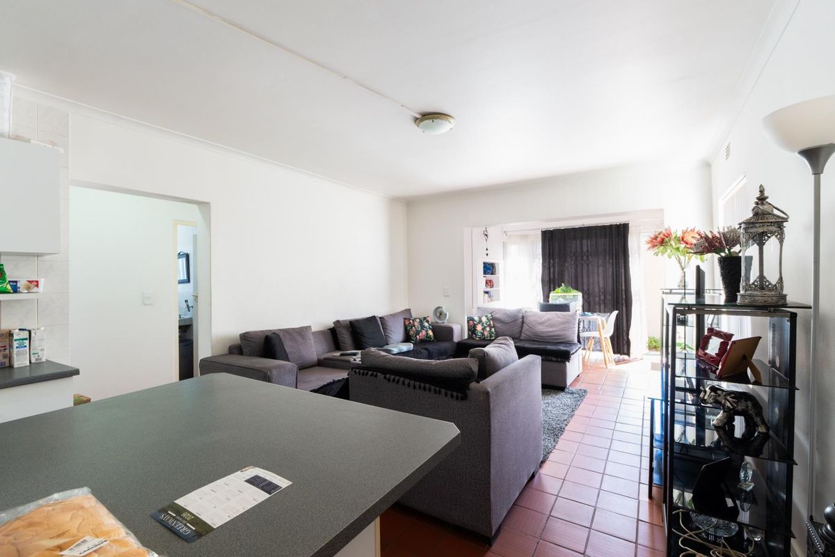 Groundfloor apartment in sea-side oasis - Photo 2