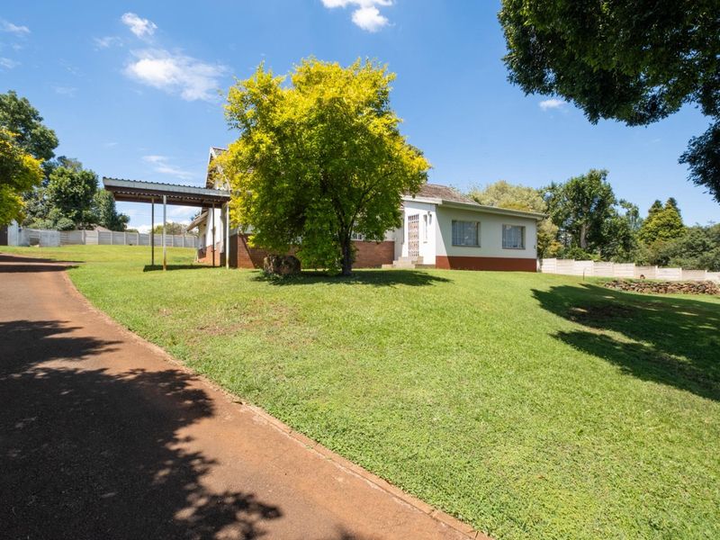 Spacious Family Home in a Quiet Neighbourhood - Close to Howick Preparatory - Photo 2