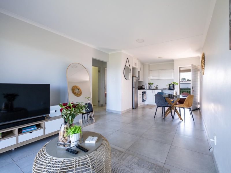 Secure Estate Living with Stunning City Views - Pietermaritzburg - Photo 9