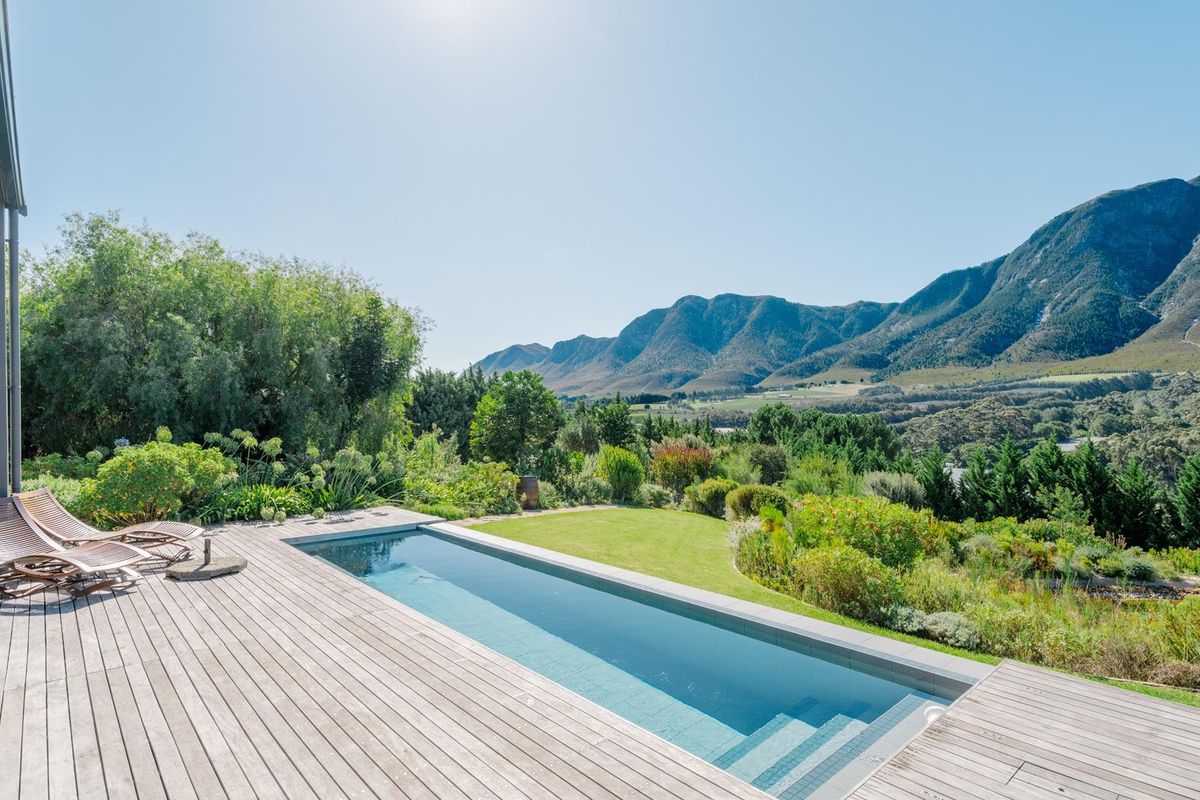 House Under Offer in Hemel en Aarde Valley Hermanus - Photo 3