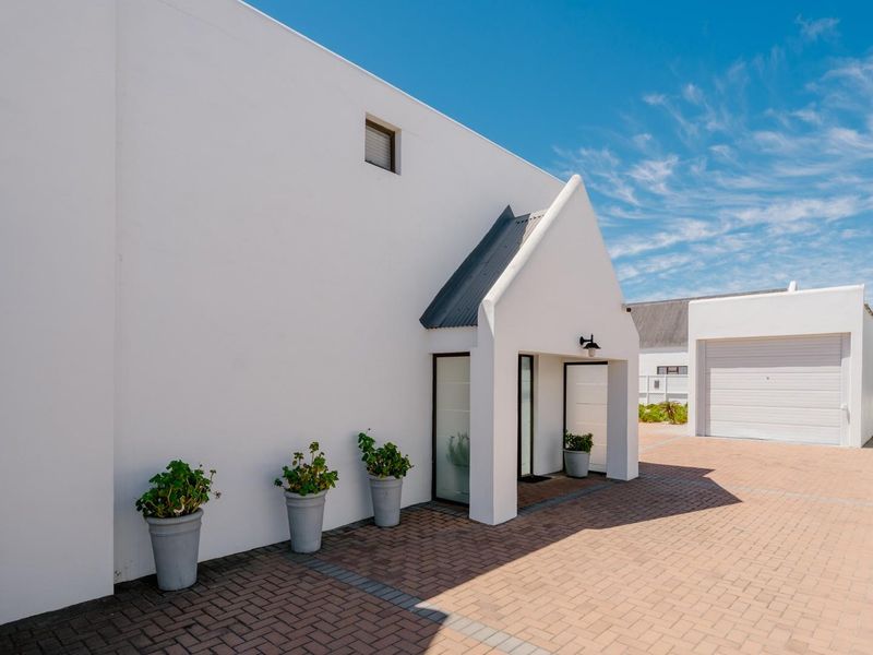 House For Sale In Kersbosstrand, Dwarskersbos - Photo 3