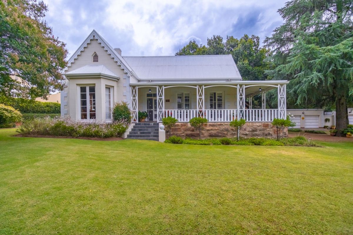 Character, Space and History - All in One Special Home - Photo 2