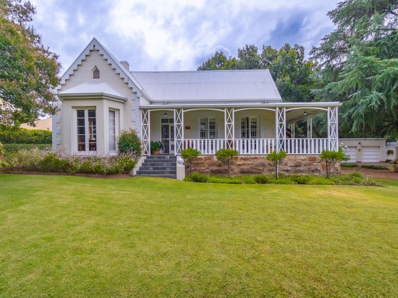 Character, Space and History - All in One Special Home - Photo 2