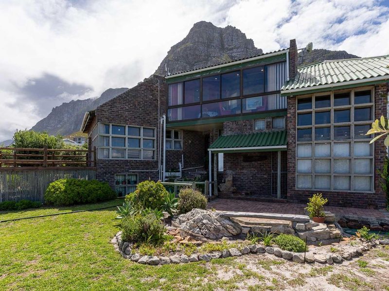 Bettys Bay - The mountain at your back door - Photo 1