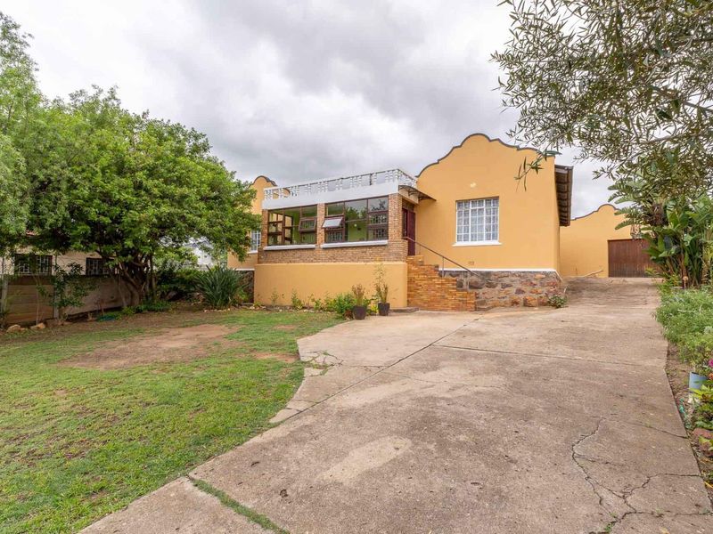 Three bedroom house on spacious Erf in Riversdale Western Cape - Photo 3