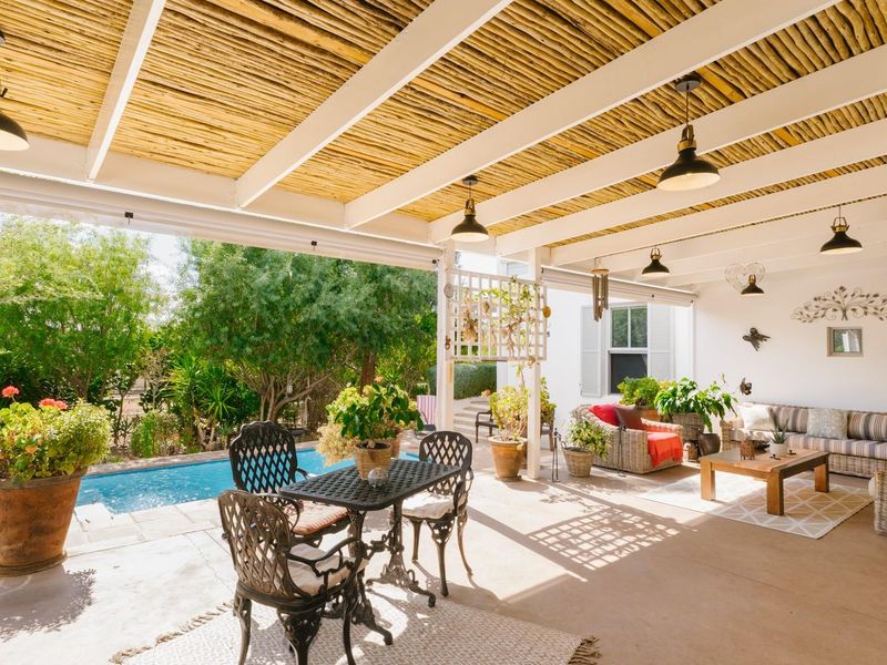 McGregor’s Equestrian Paradise - Beautiful Home, Open Land and Country Living - Photo 2