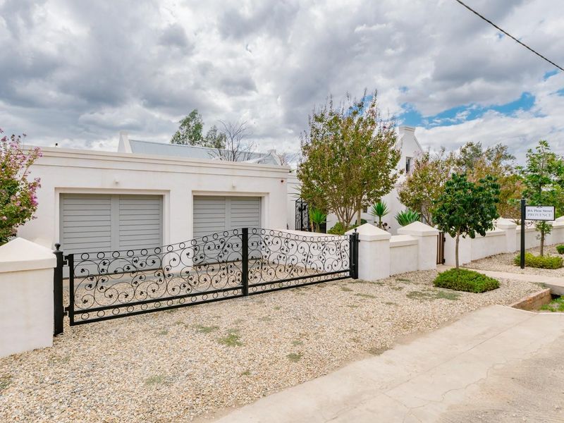 McGregor’s Equestrian Paradise - Beautiful Home, Open Land and Country Living - Photo 6