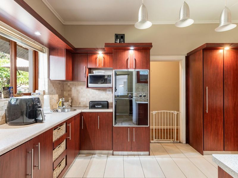 Your Dream Home in Robertson Awaits! - Photo 6