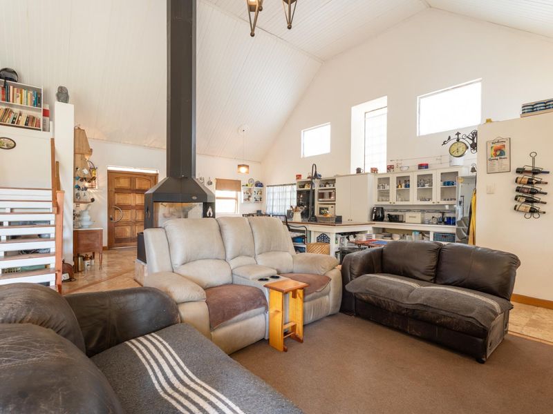 Large income generating  double-storey country home in Central Napier R3,6m - Photo 10