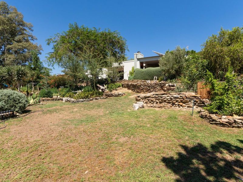 A COUNTRY HAVEN WITH A COTTAGE IN PICTURESQUE MCGREGOR. ​ - Photo 4