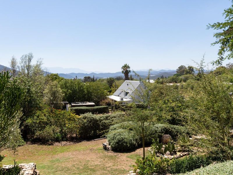 A COUNTRY HAVEN WITH A COTTAGE IN PICTURESQUE MCGREGOR. ​ - Photo 2