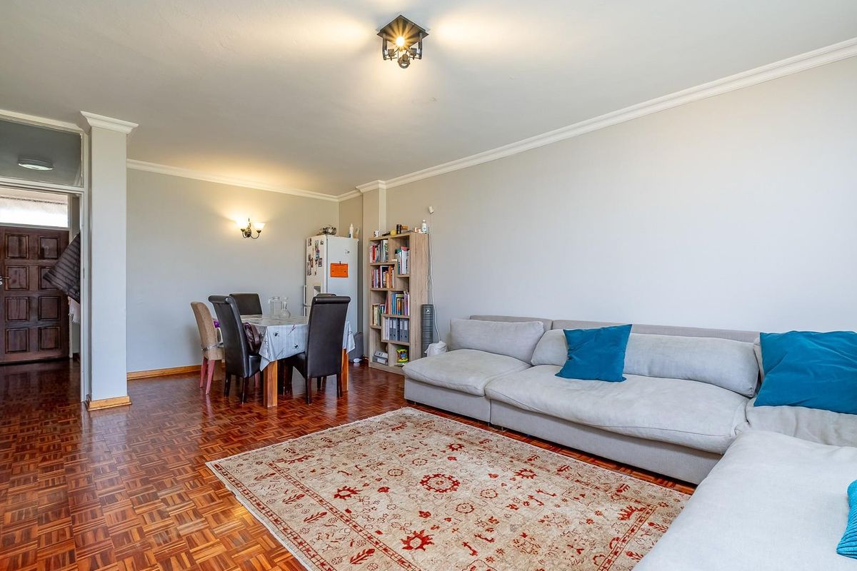 Simplicity living in the heart of Blackheath - Photo 4