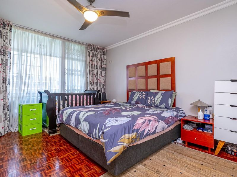 Simplicity living in the heart of Blackheath - Photo 10