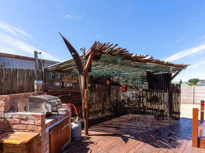 3 Bedroom Home Close to Amenities - Priced to go! - Photo 10