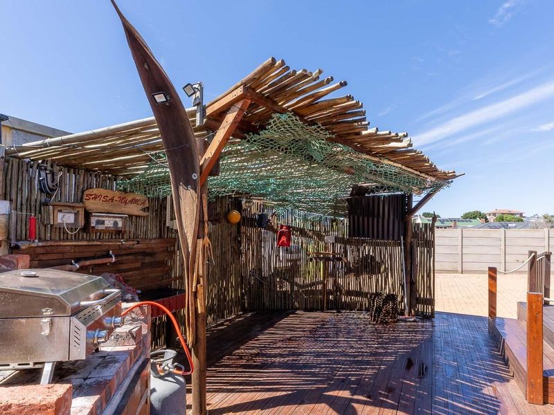 3 Bedroom Home Close to Amenities - Priced to go! - Photo 9