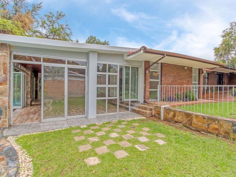 Lovely move-in-ready 3-bedroom family home for sale - Photo 4