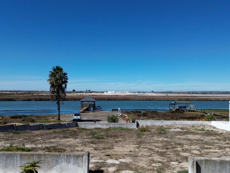 Beautiful Riverfront Vacant Stand For Sale - Photo 2