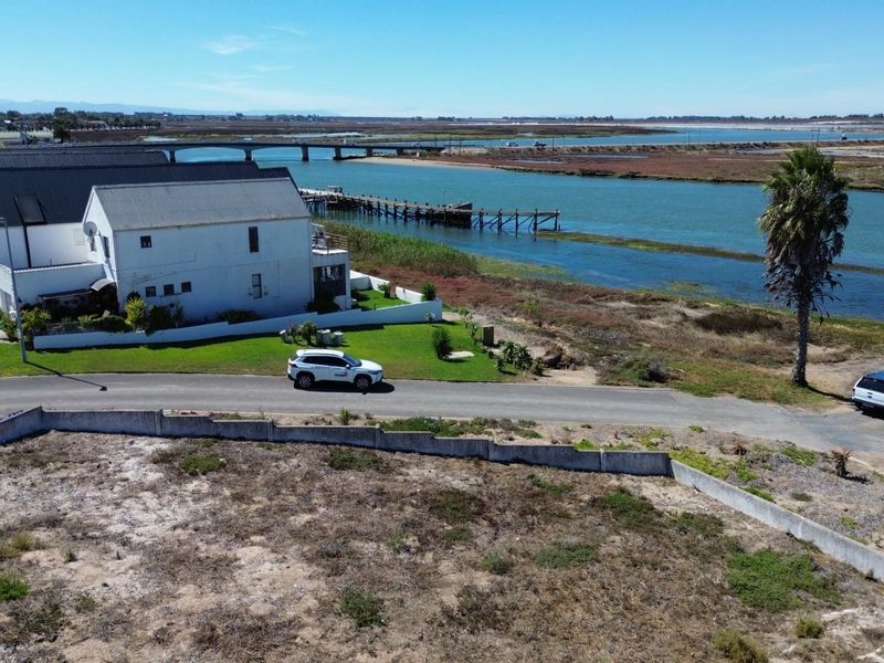 Beautiful Riverfront Vacant Stand For Sale - Photo 8