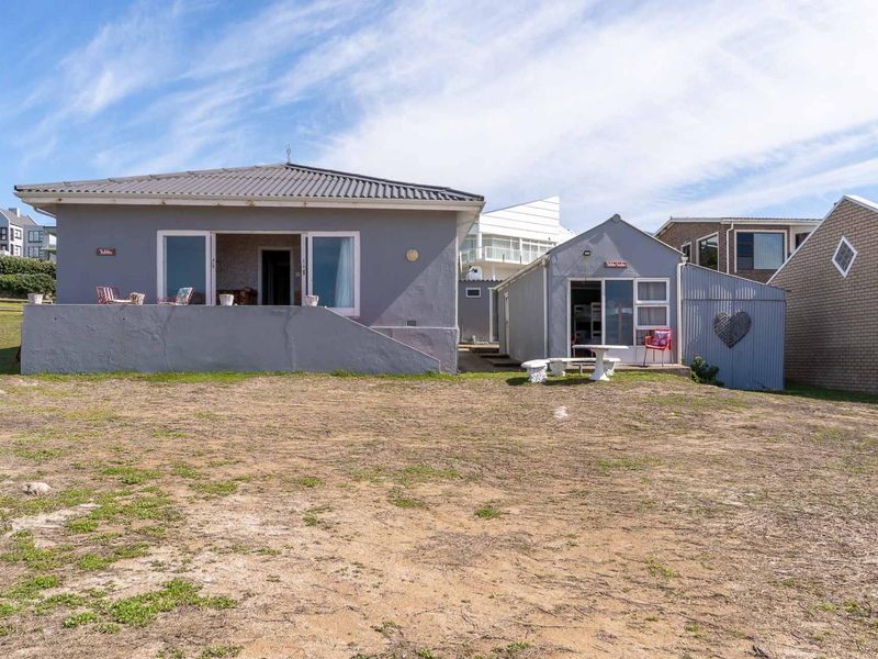 Prime Front Row Property in Jongensfontein - Photo 5