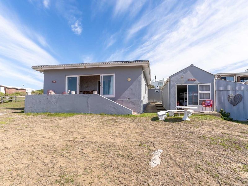 Prime Front Row Property in Jongensfontein - Photo 6