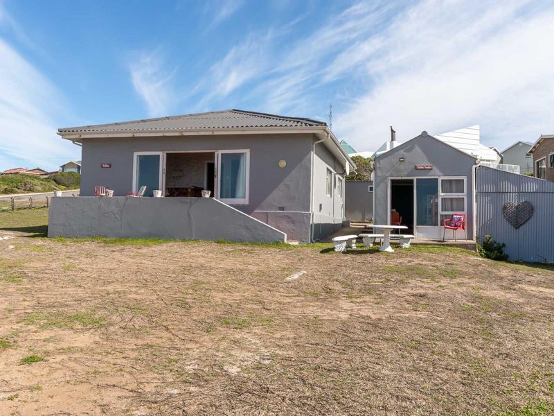 Prime Front Row Property in Jongensfontein - Photo 4