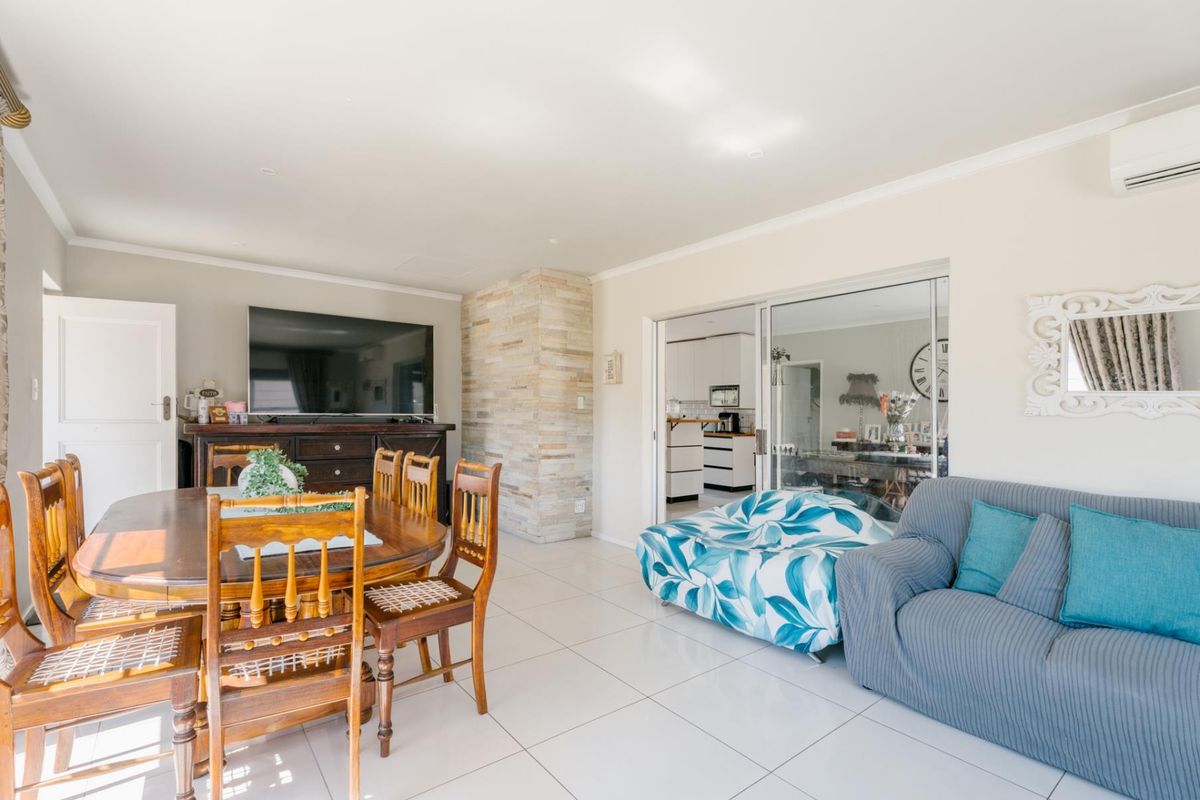 House Under Offer in Greenways Golf Estate Strand - Photo 5