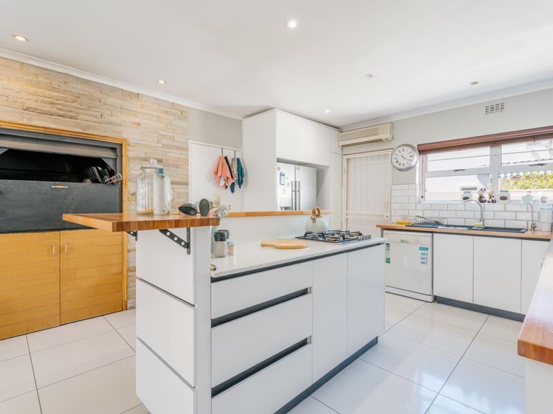 House Under Offer in Greenways Golf Estate Strand - Photo 9