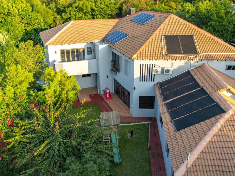 House For Sale in Klevehill Park Sandton - Photo 3